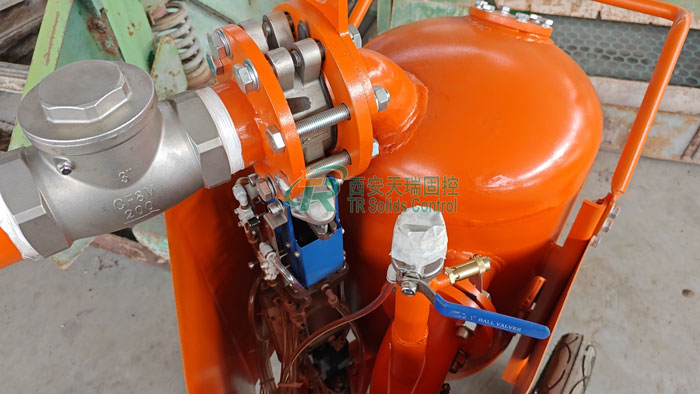 输送颗粒、粉末、泥浆、高浓度污泥、油泥、矿浆等固体真空泵