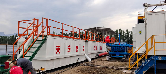 石油钻井作业中，负责油污泥输送泵有哪些？