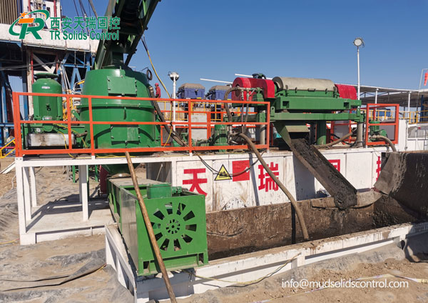 油基泥浆不落现场-天瑞固控厂家
